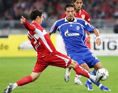 帅澎在场上 帅澎在场上